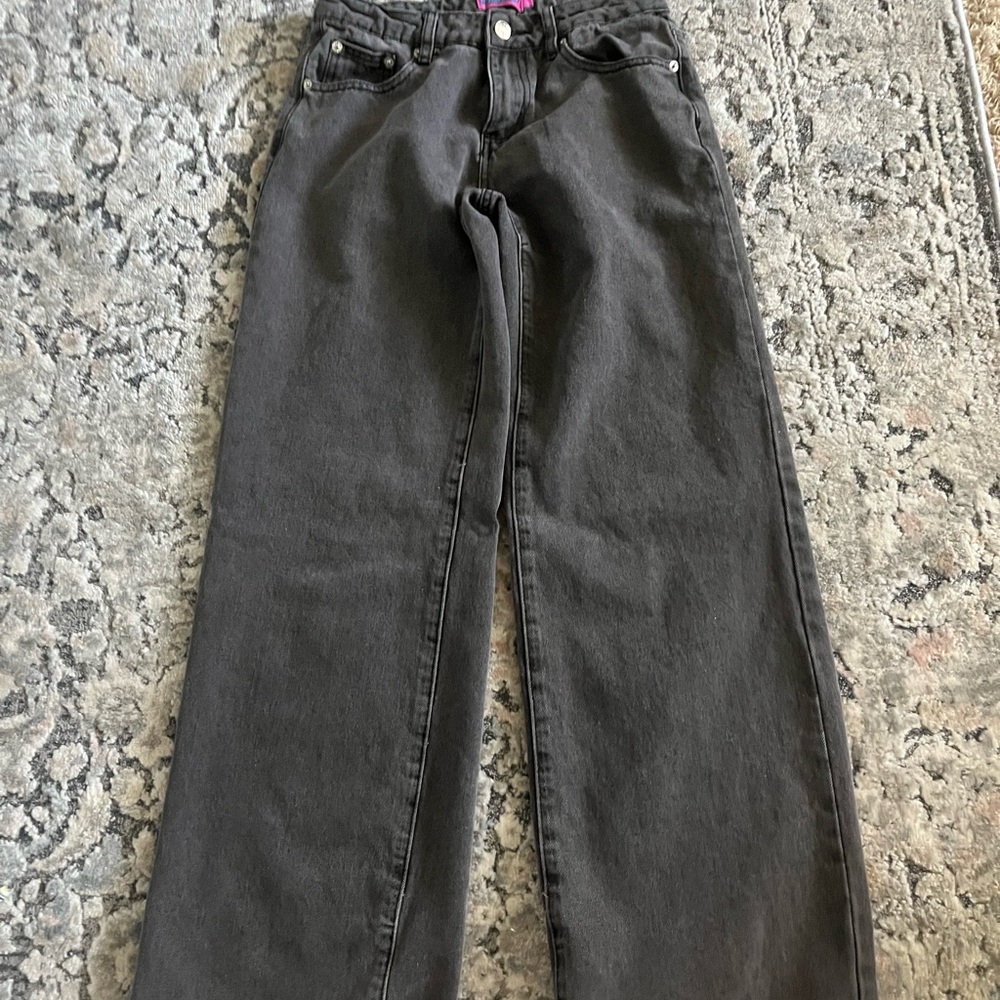 Edikted Women's Straight Leg Jeans in Washed Black